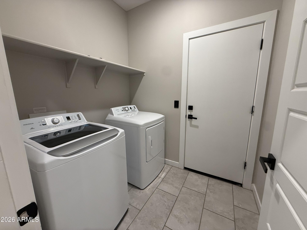 35448 W Santa Barbara Avenue - Photo 5
