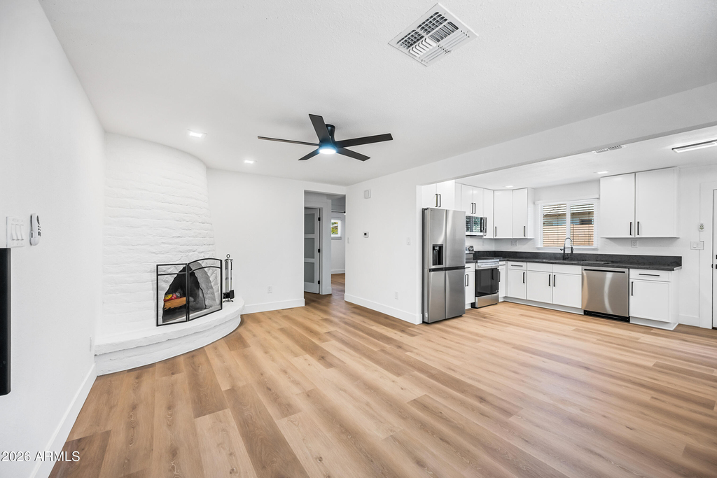 3518 E Montecito Avenue - Photo 3