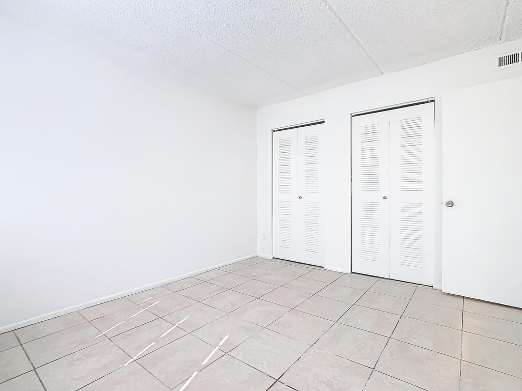 714 Michigan Court - Photo 8