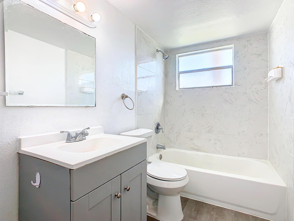 714 Michigan Court - Photo 5