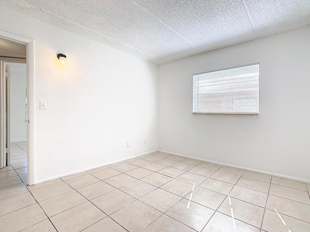 714 Michigan Court - Photo 6