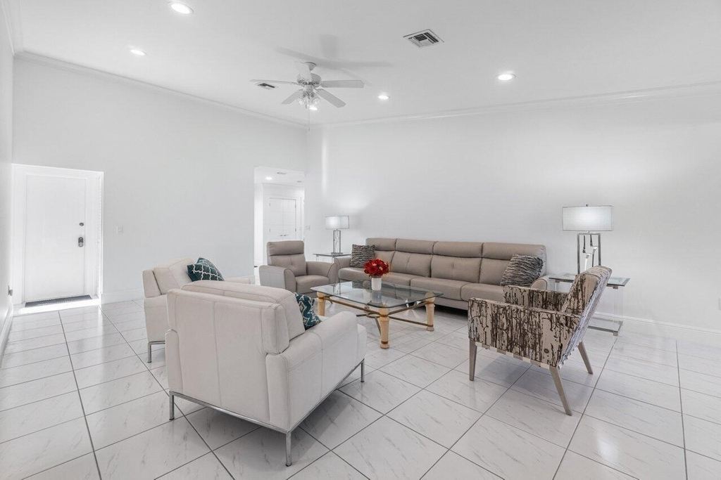 5605 Forest Oaks Terrace - Photo 14