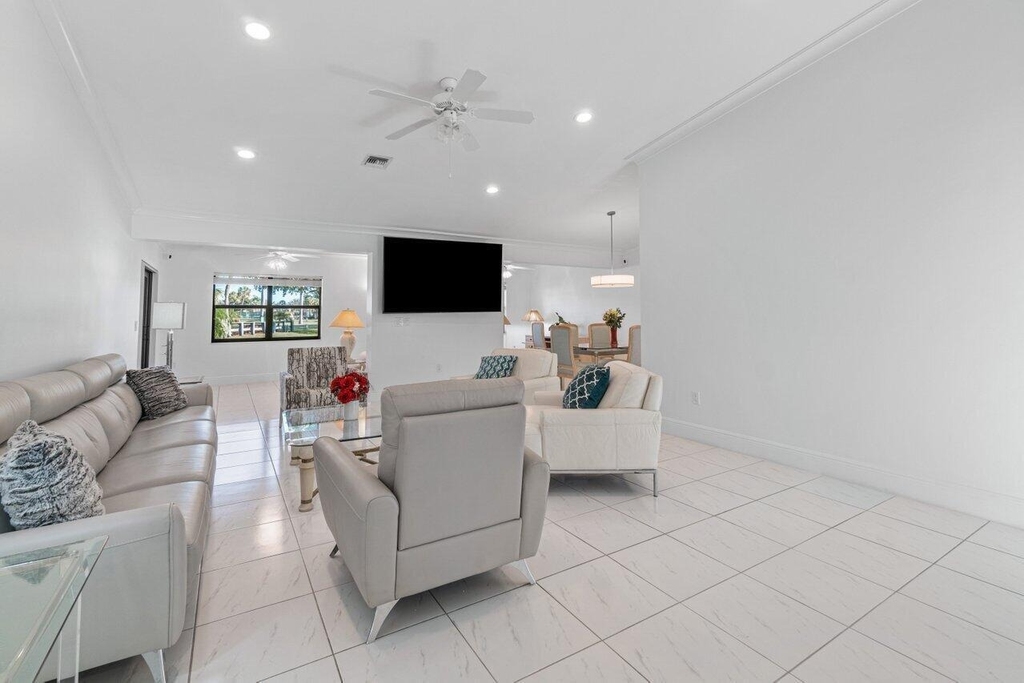 5605 Forest Oaks Terrace - Photo 13