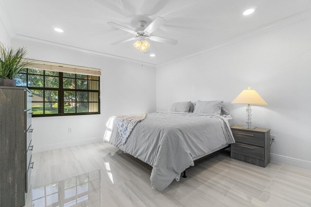 5605 Forest Oaks Terrace - Photo 20