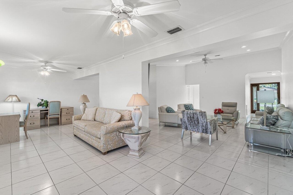 5605 Forest Oaks Terrace - Photo 5