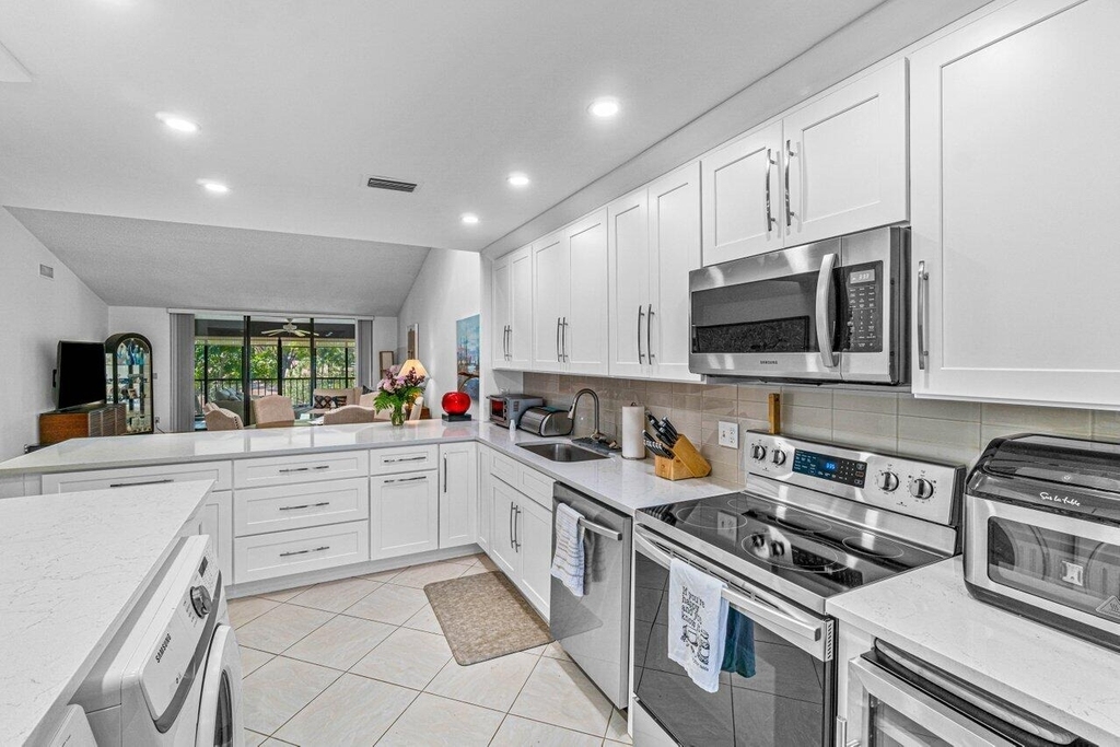 61 Eastgate Drive - Photo 9