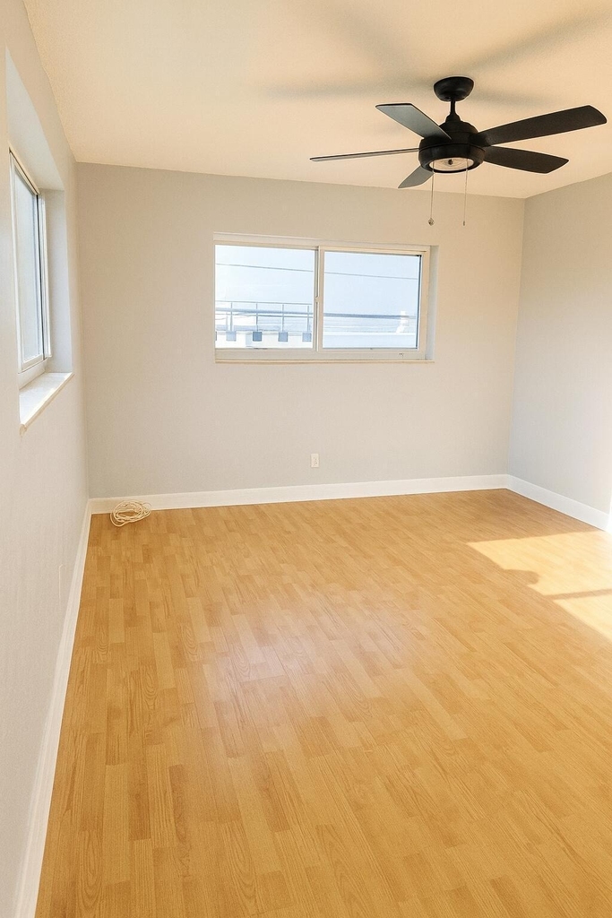 1001 Se 3rd Street - Photo 11