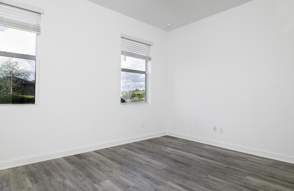 4530 Nw Exchange Avenue - Photo 12