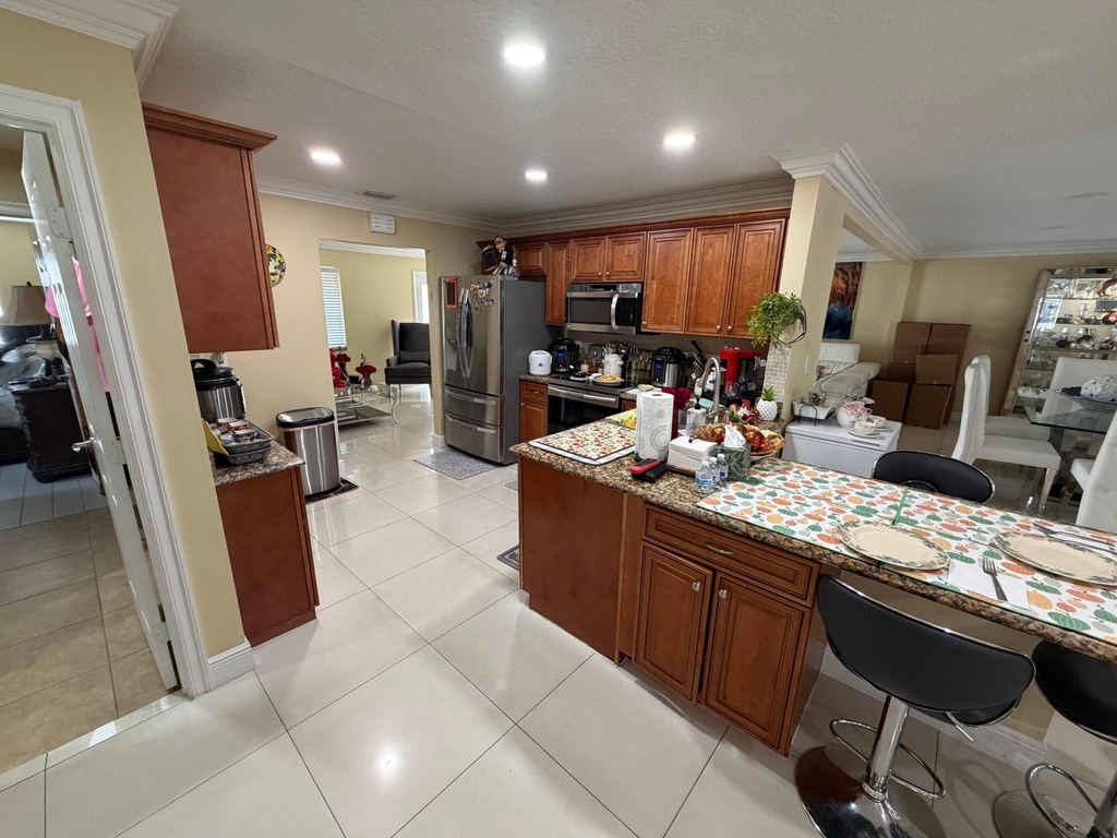 147 Alcazar Street - Photo 8