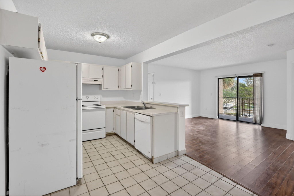300 W Palm Cir Circle W - Photo 6
