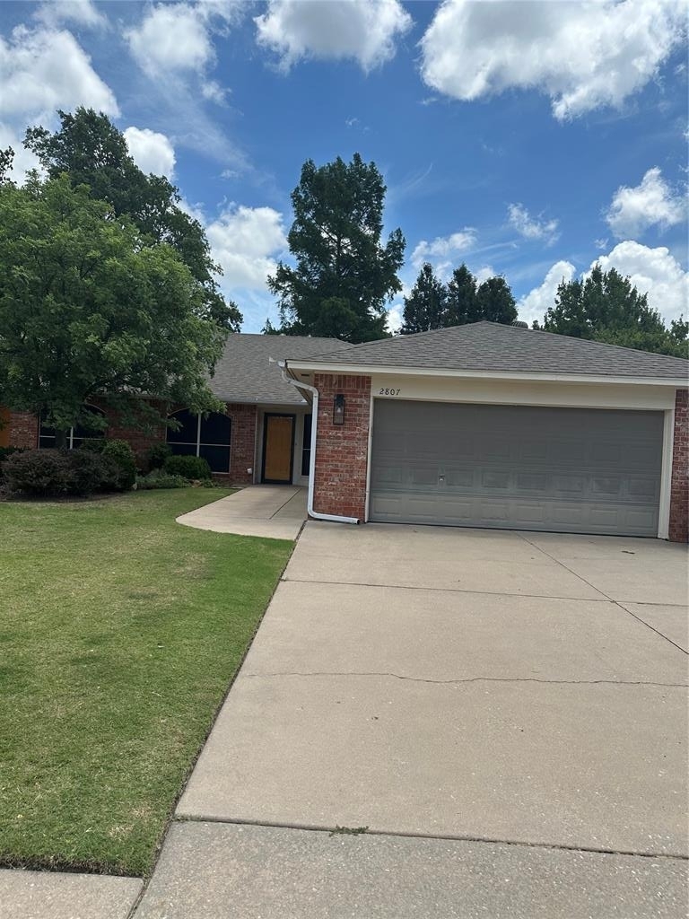 2807 Belknap Avenue - Photo 2