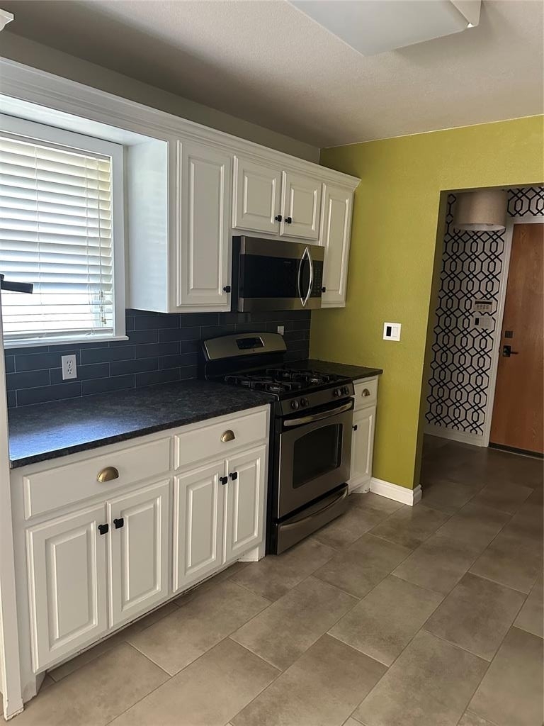 2807 Belknap Avenue - Photo 23