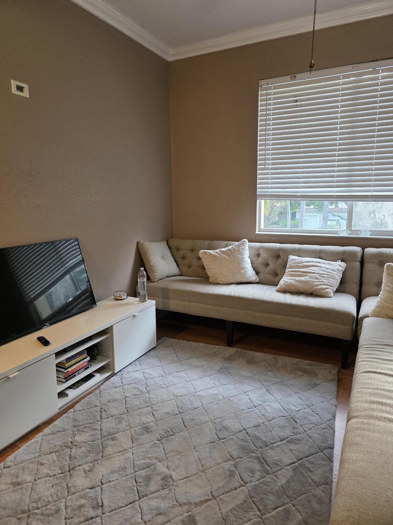 2866 S Oasis Drive - Photo 5