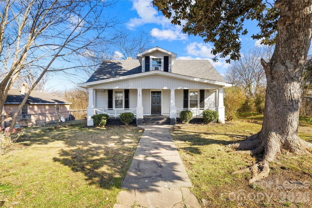 257 Jefferson Street - Photo 0