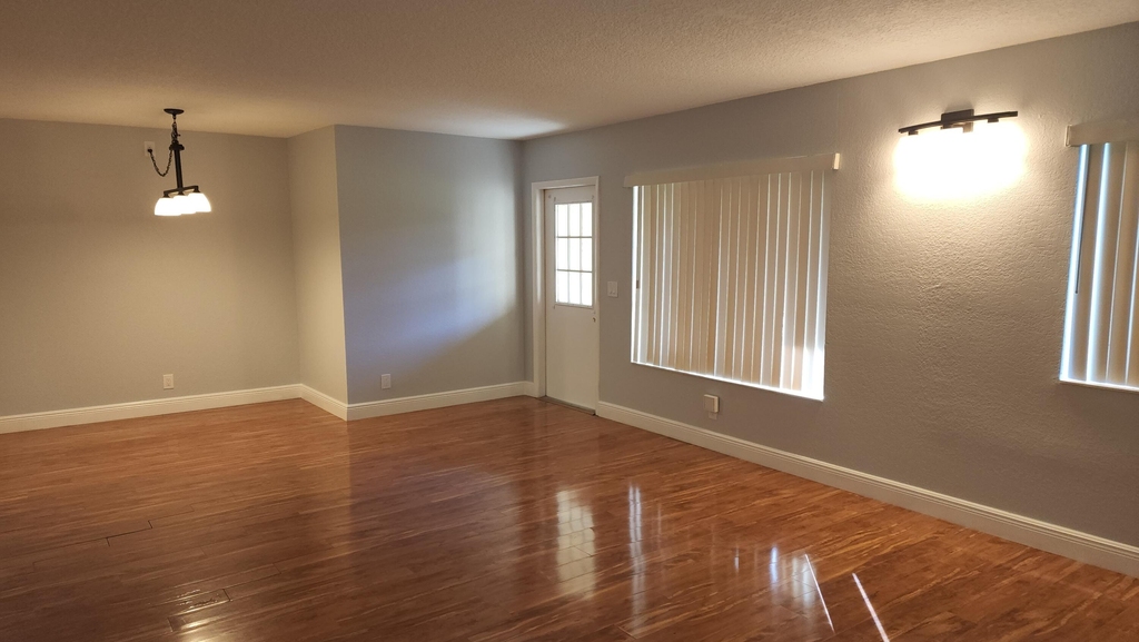 527 Shady Pine Way - Photo 1
