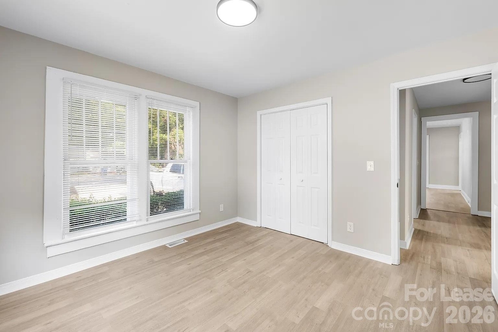 227 N Magnolia Street - Photo 14
