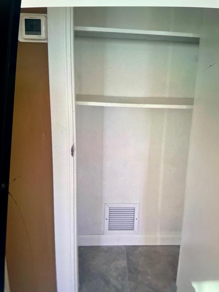 1136 Nw 8th Avenue - Photo 4