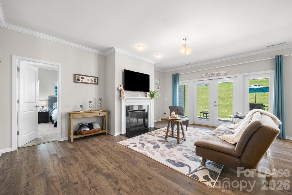 2316 Celandine Way - Photo 4
