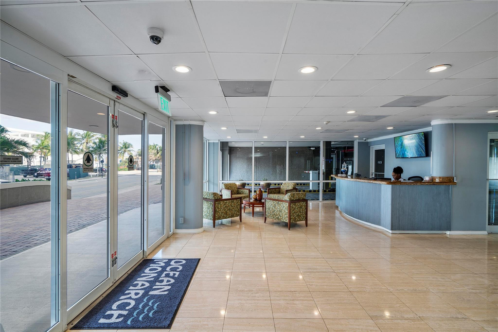 133 N Pompano Beach Boulevard - Photo 2