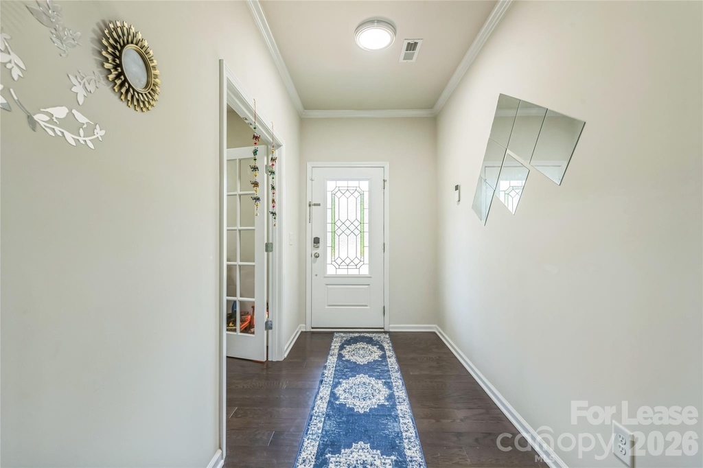 1012 Leland Drive - Photo 7