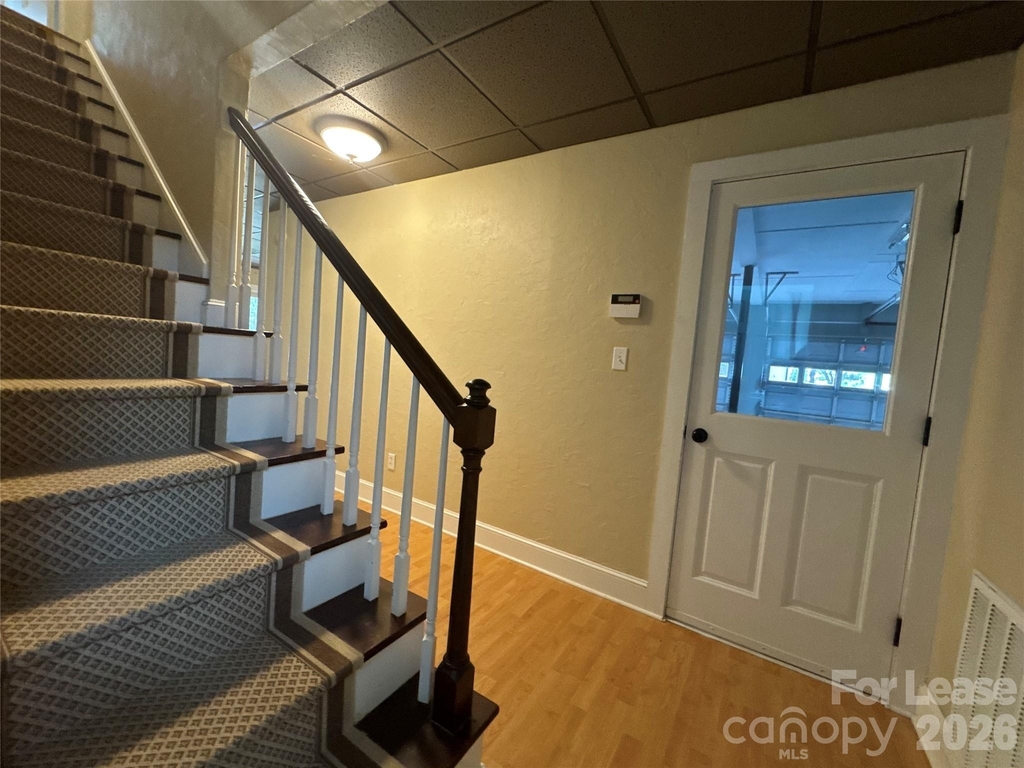 8024 Bradford Lane - Photo 8