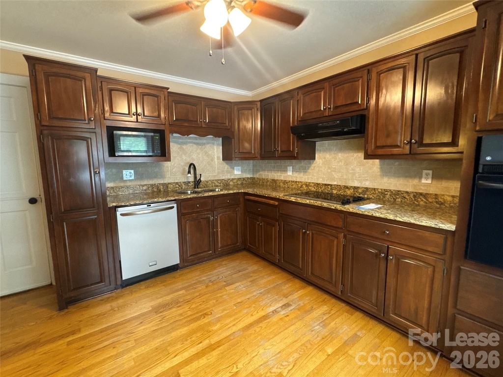 8024 Bradford Lane - Photo 1