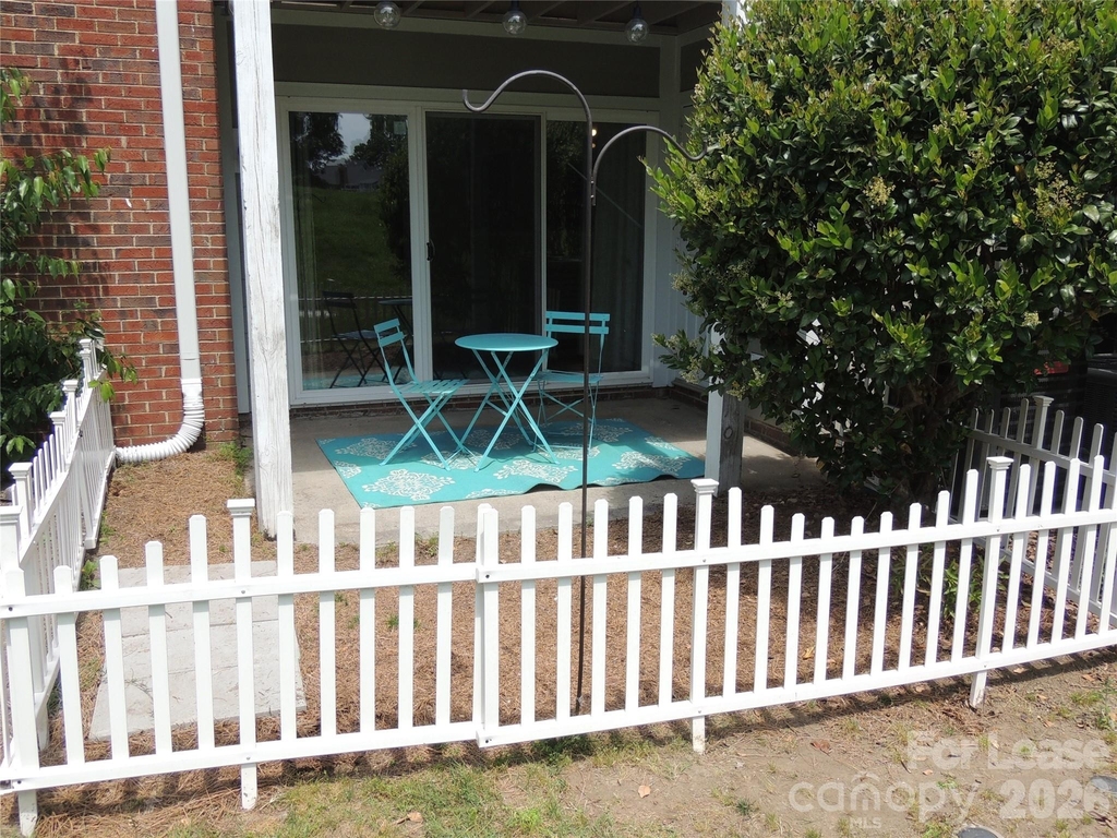 9252 Kings Canyon Drive - Photo 21