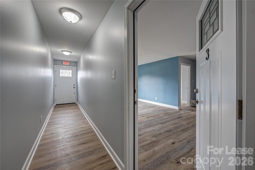 1048 Avondale Road - Photo 0