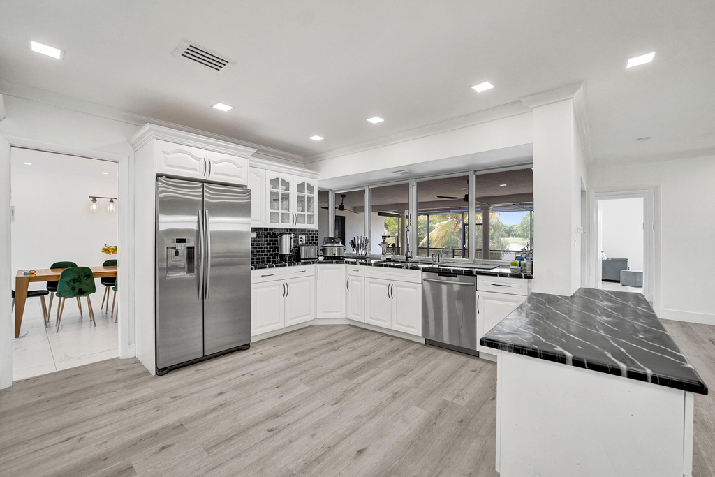 3630 N 55th Avenue - Photo 11