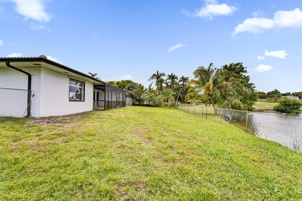 3630 N 55th Avenue - Photo 57