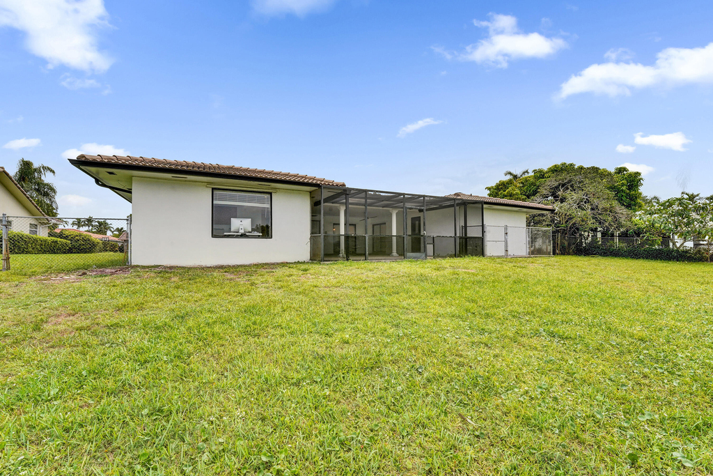3630 N 55th Avenue - Photo 60