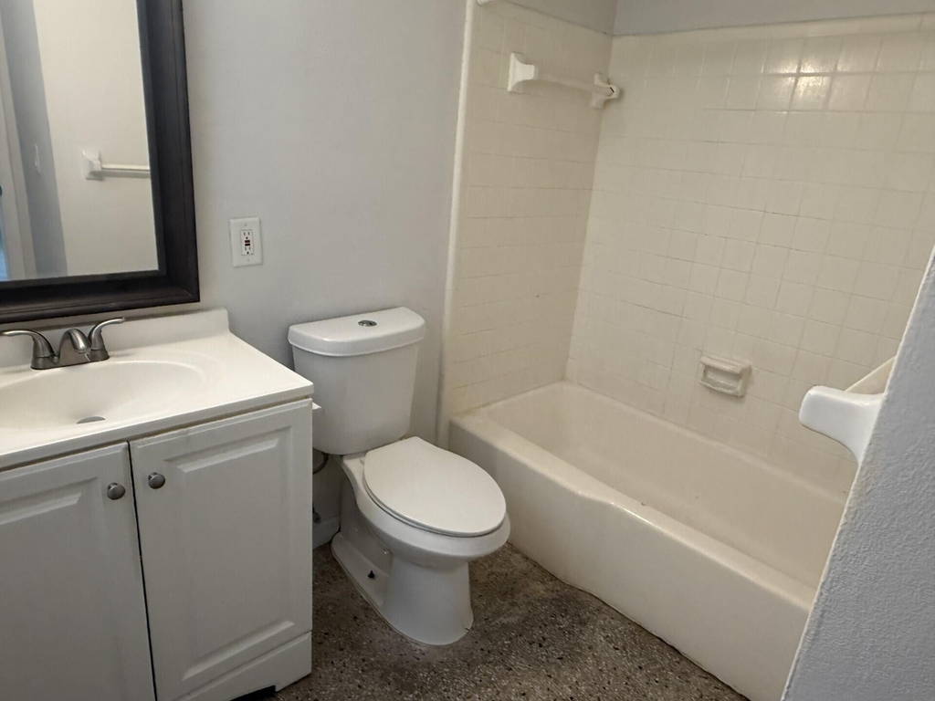 1118 N H Street - Photo 5