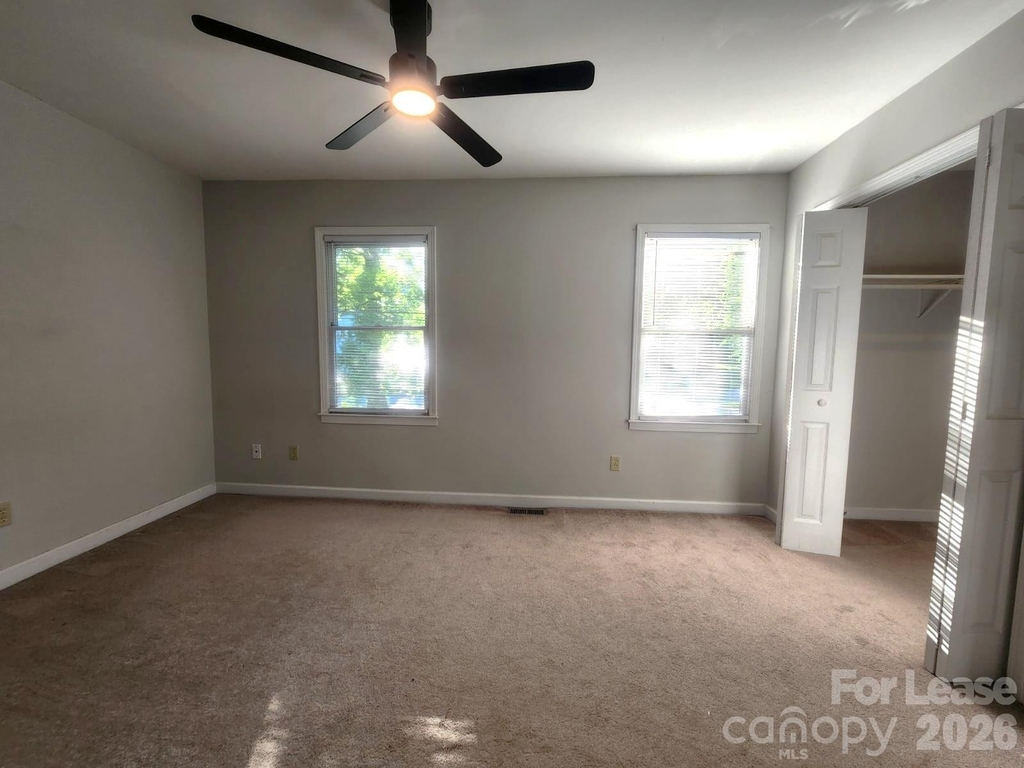 3317 Windsor Drive - Photo 13