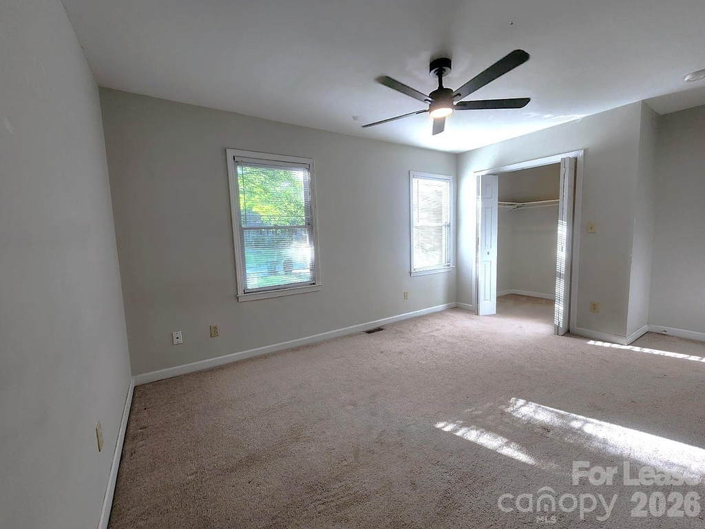 3317 Windsor Drive - Photo 10