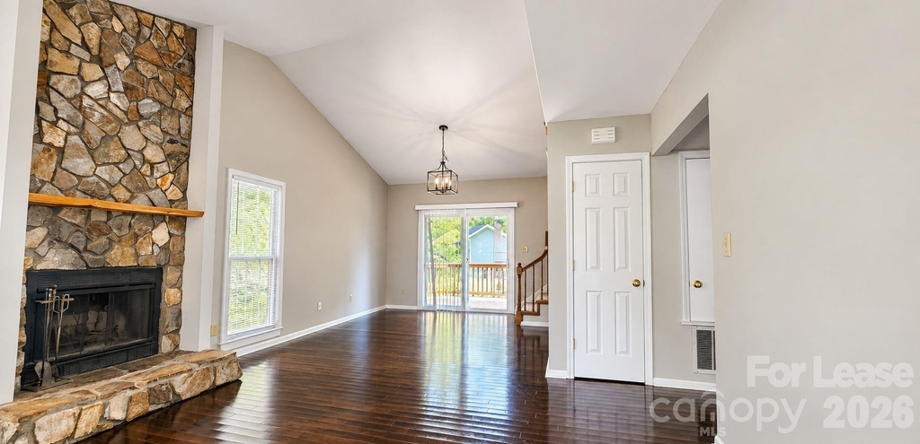 3317 Windsor Drive - Photo 4