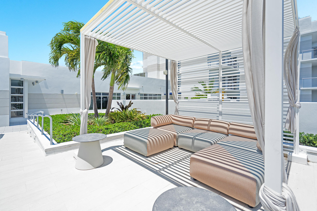 155 E Boca Raton Road - Photo 33