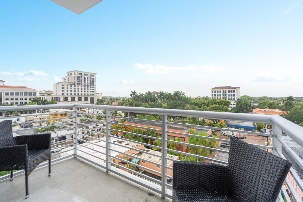 155 E Boca Raton Road - Photo 19