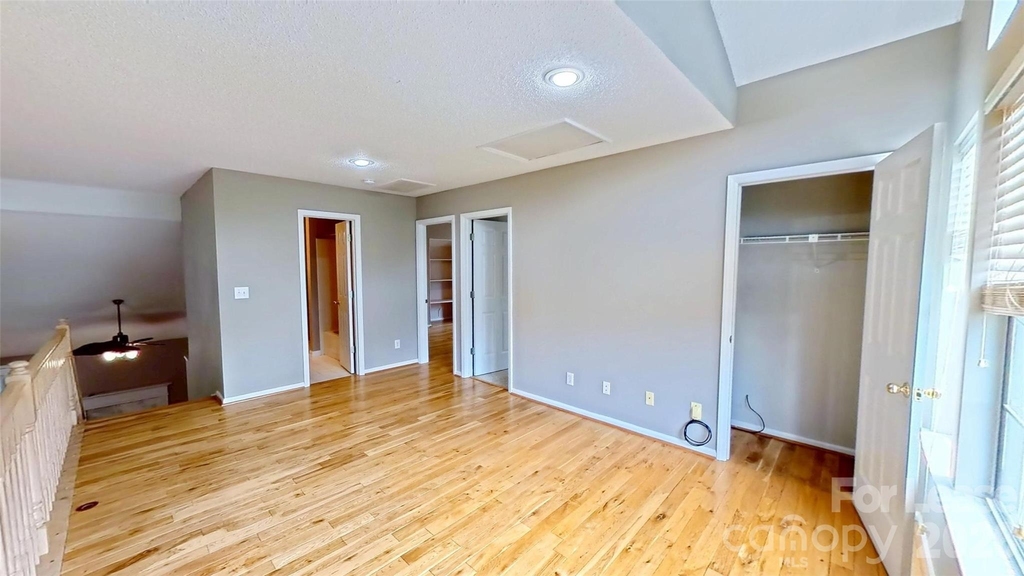 3010 Williams Station Road - Photo 9