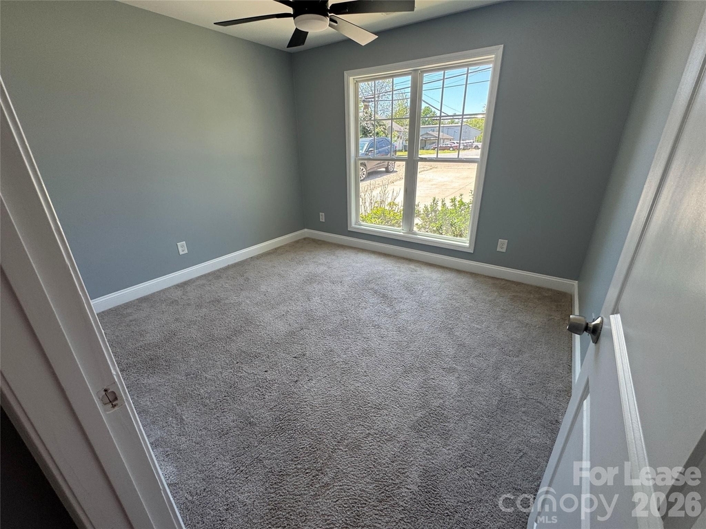 700 Wright Avenue - Photo 5