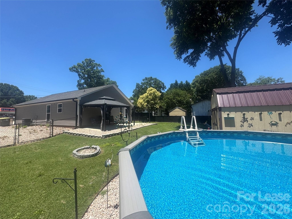 700 Wright Avenue - Photo 10