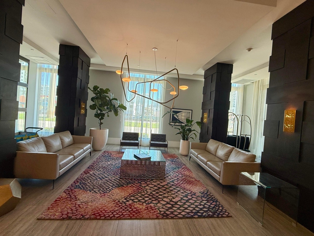 140 S Dixie Highway - Photo 12