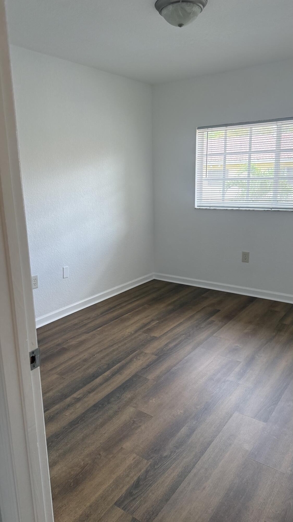 11543 Nw 44th Street - Photo 17