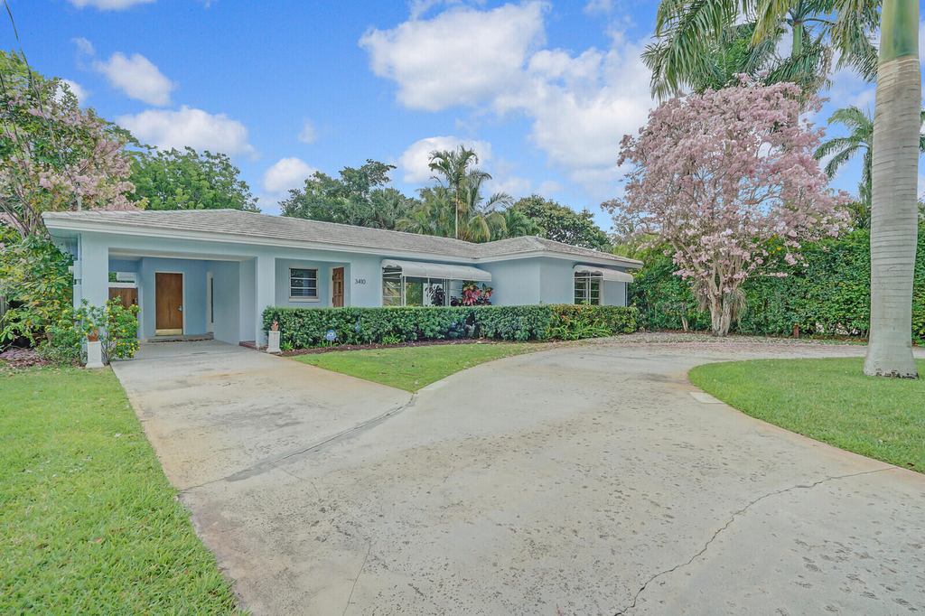 3410 Poinsettia Avenue - Photo 0