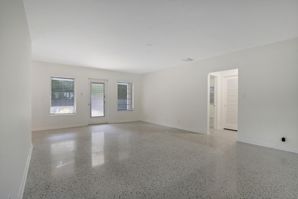 3410 Poinsettia Avenue - Photo 25