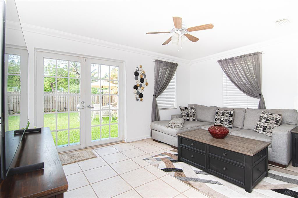 6872 Sw 15th Street - Photo 8