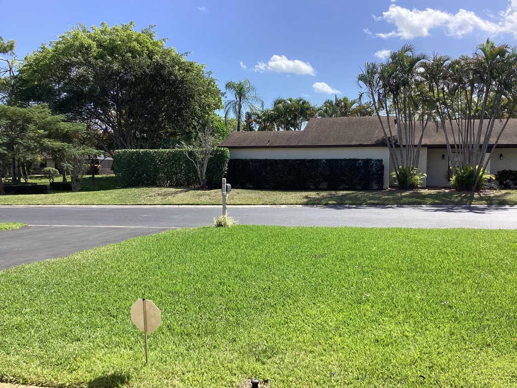 8895 Old Pine Road - Photo 44
