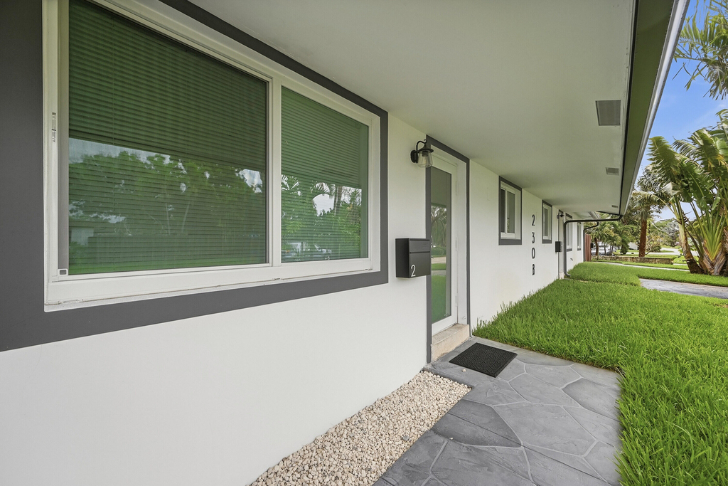 2308 Nw 3rd Avenue - Photo 10