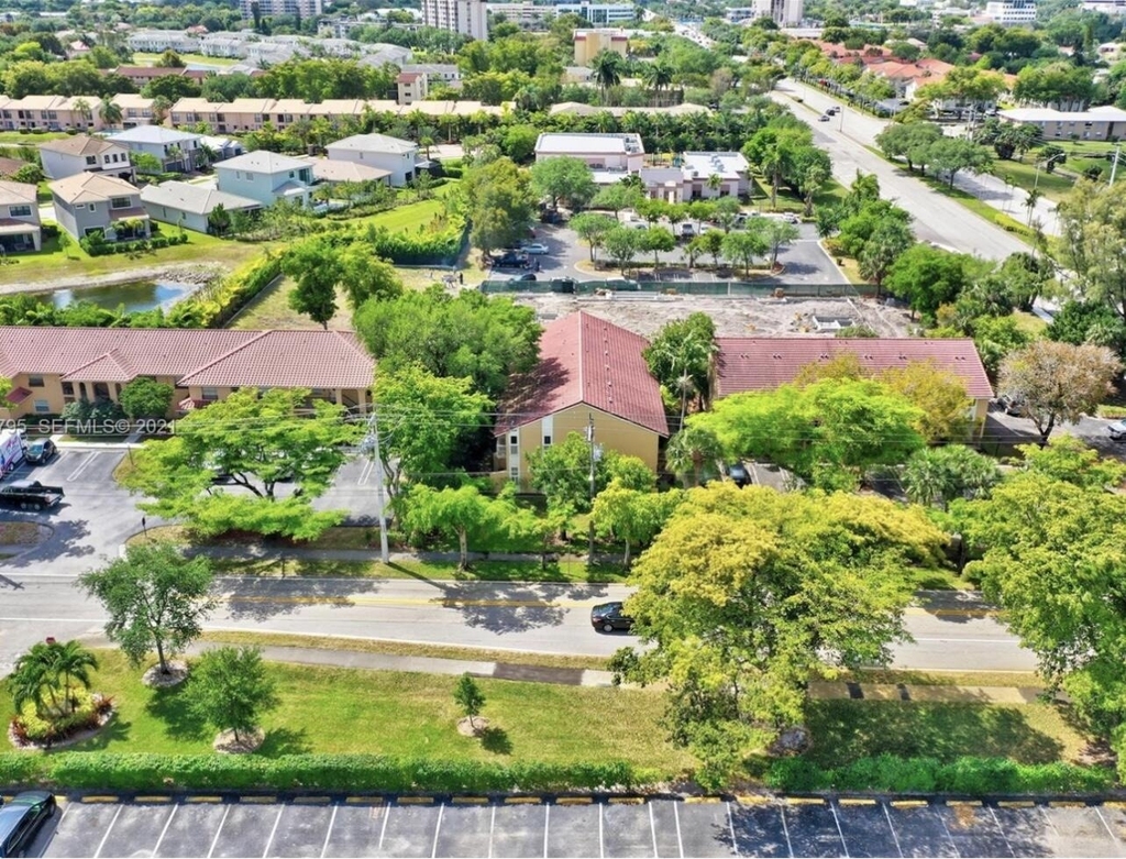 9270 Nw 40th Street - Photo 17