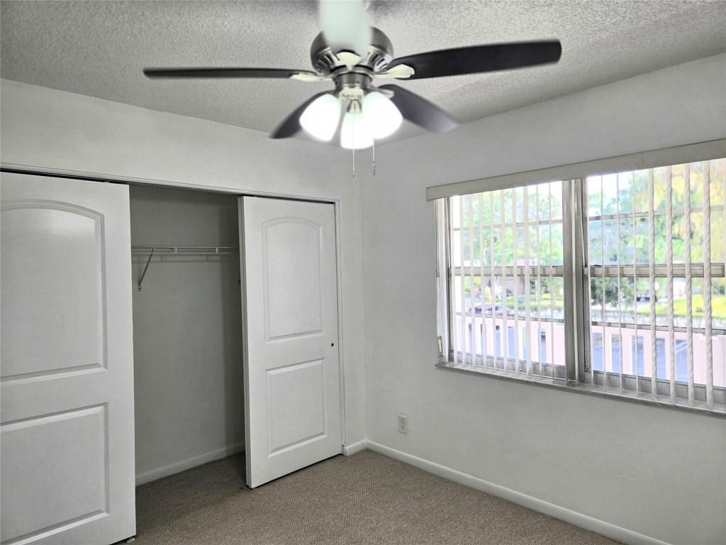 1100 Nw 87th Avenue - Photo 18