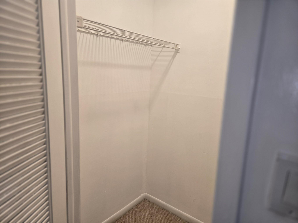 1100 Nw 87th Avenue - Photo 14